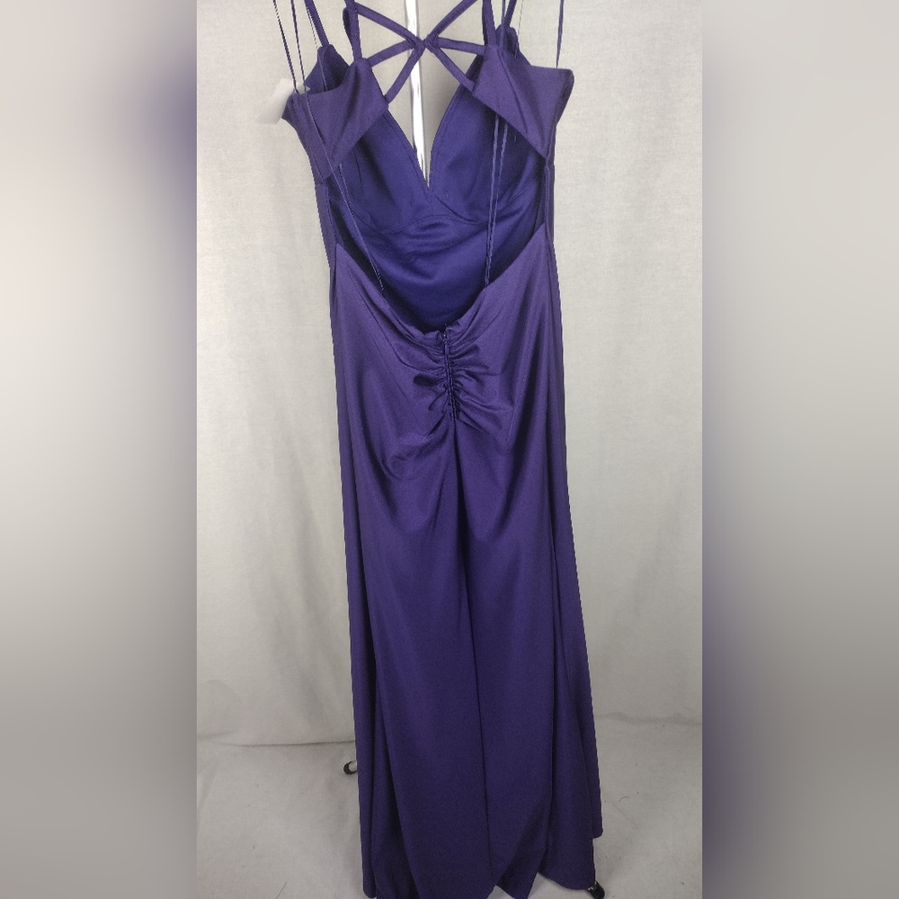 Morgan & Co Power Sateen Slim Hi Slit Deep V Ruched & Strappy Back Size 7 NWT - Picture 6 of 12